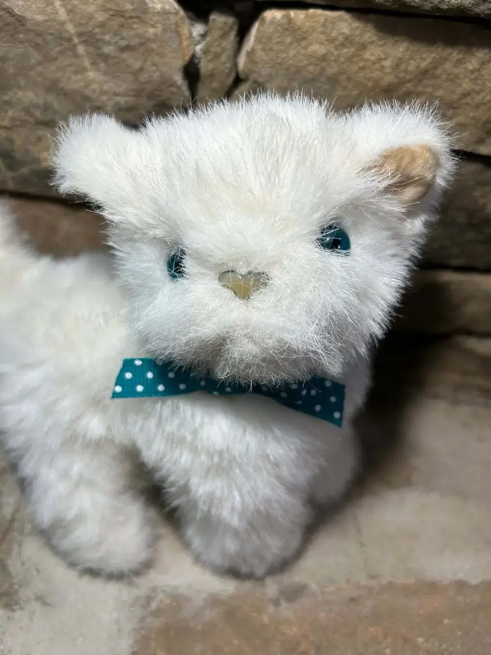 GUND vintage White Kitten Plush Teal polka dot bow Blue Eyes